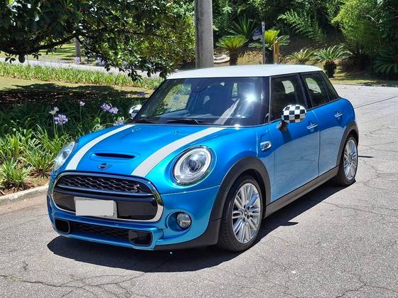 MINI COOPER 2.0 S EXCLUSIVE 16V TURBO GASOLINA 4P AUTOMÁTICO